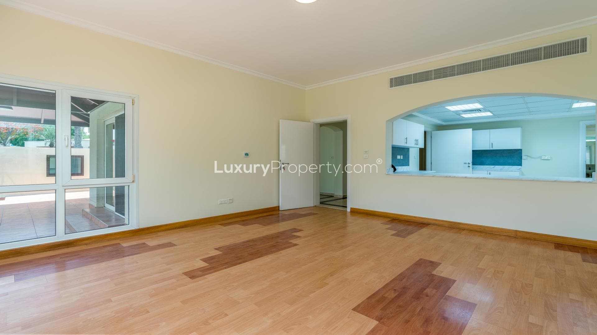 6 Bedroom Villa For Sale  Lp32748 83bbcf734ea1c8.jpg