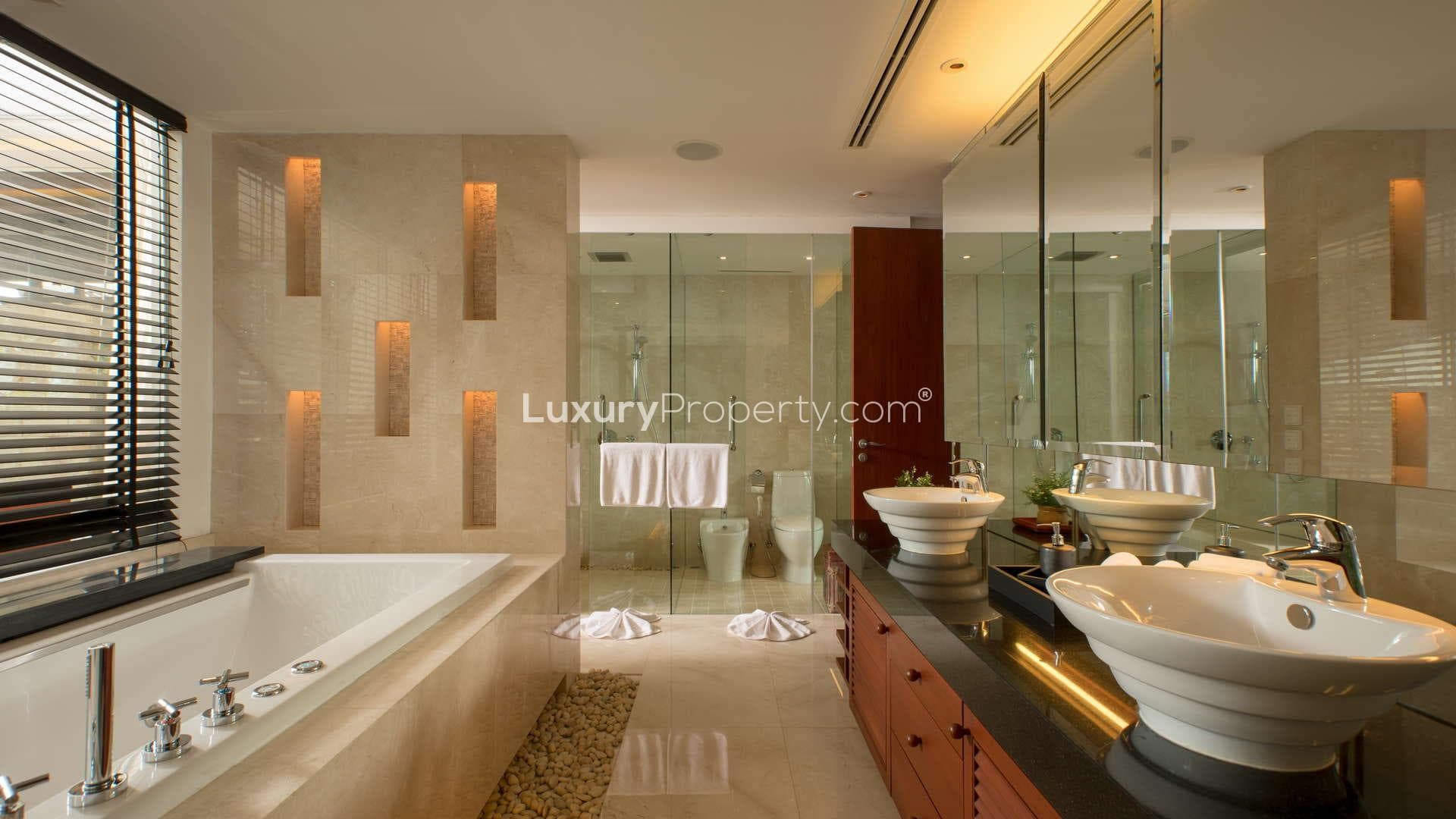 Lp01663 E21dae5d3356da6bd7a6e0d5ab3fbdc5.jpg
