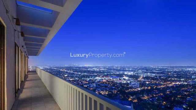 High-End Coastal Condos For Sale With Penthouse Units In California