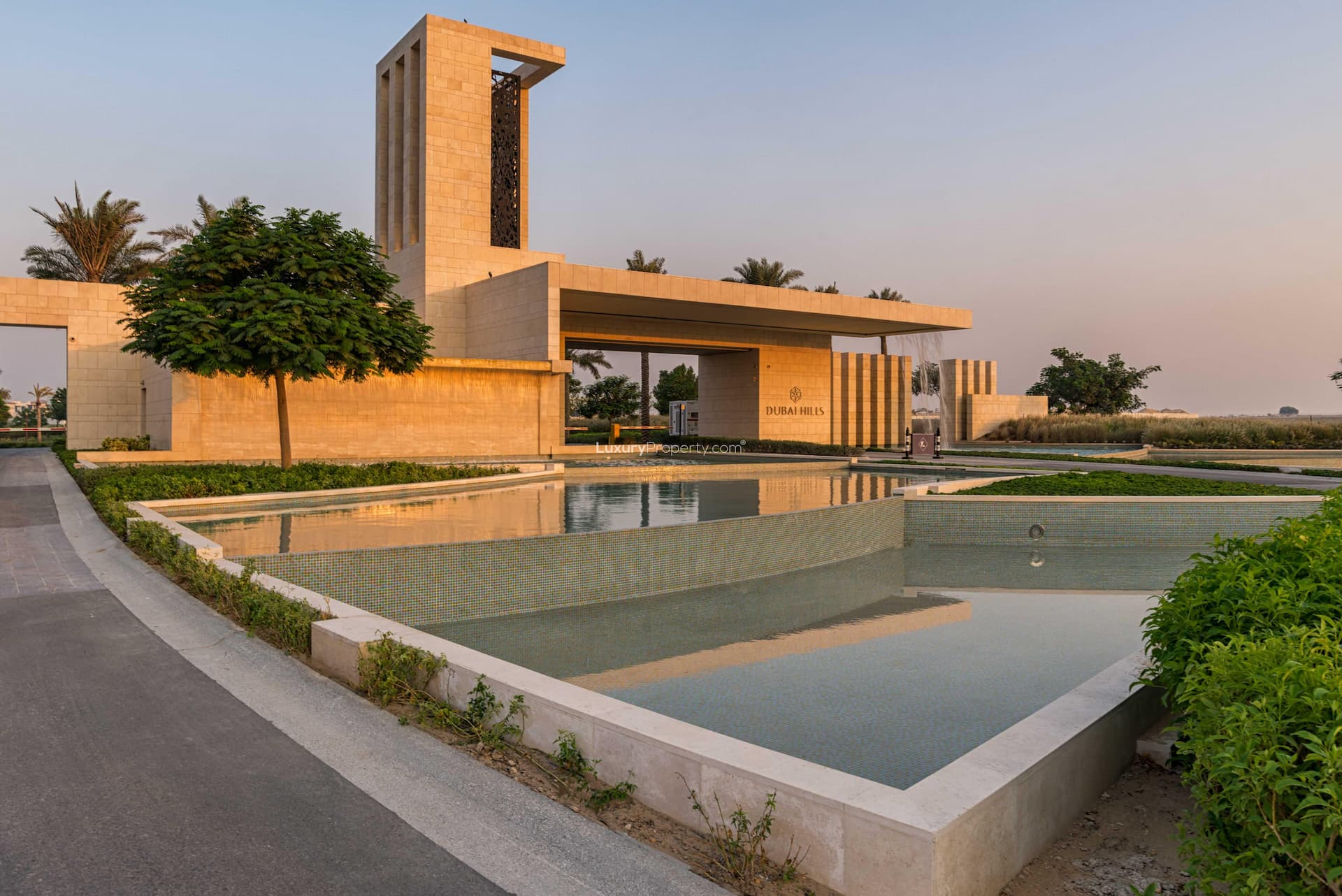 Luxury Property Dubai Hills Villa 2 Dubai 22 2.jpg
