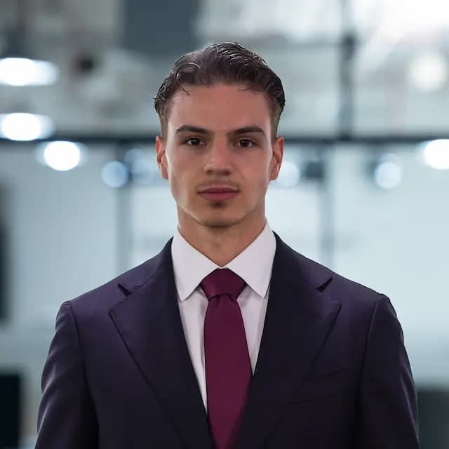 Eduard Kochev - Private Client Advisor | Luxury Property
