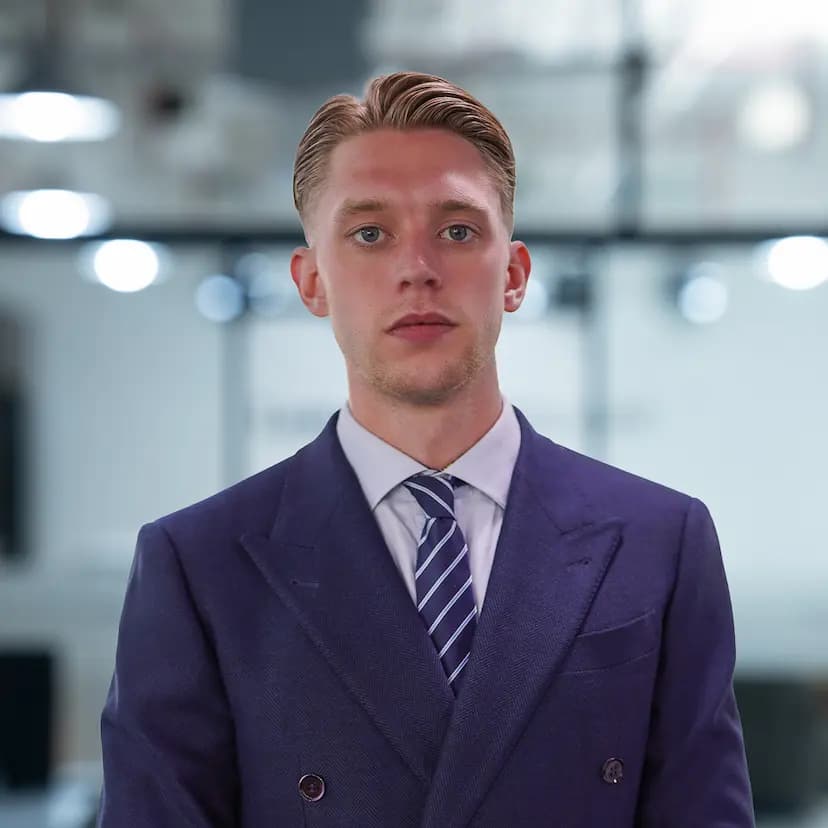 Kyle Huckerby - Private Client Advisor | Luxury Property