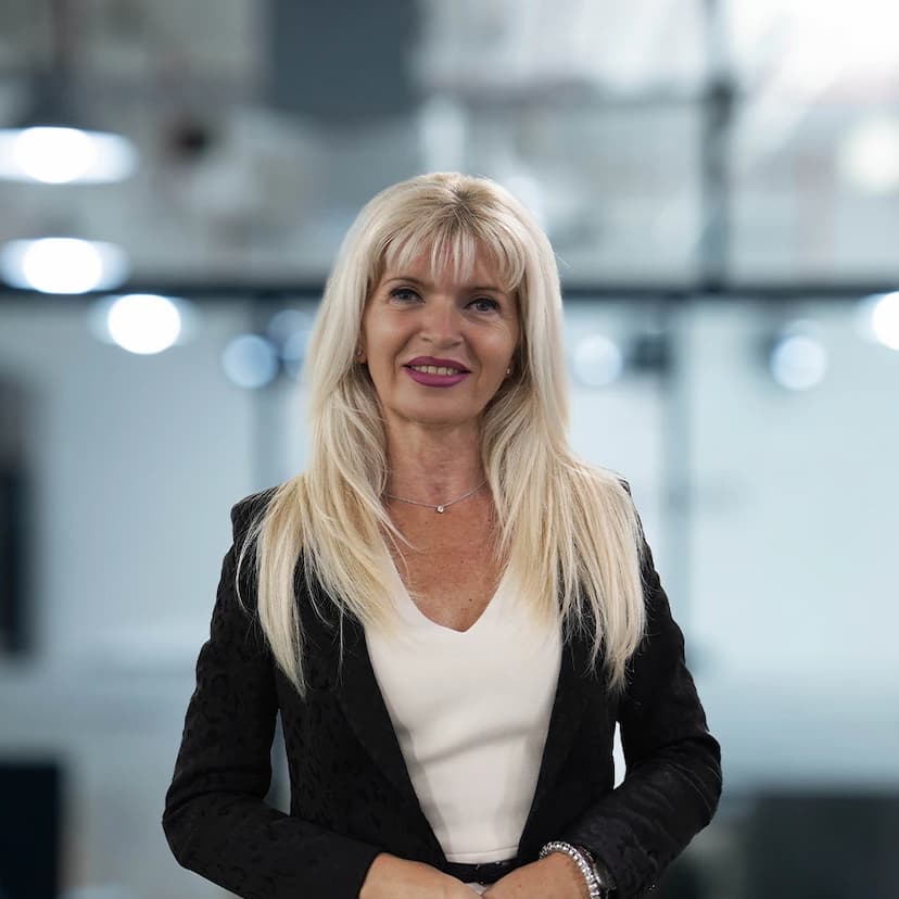 Michaela Grosu - Private Client Advisor | Luxury Property