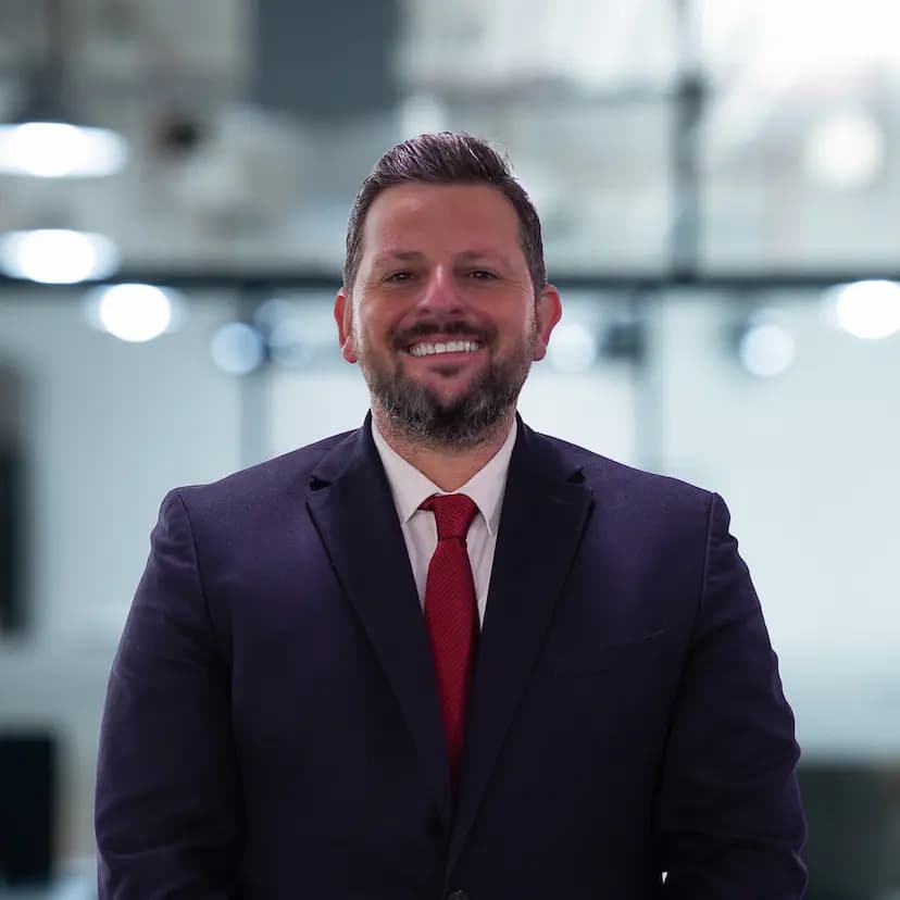 Simon Boden - Sales and Leasing Director | Luxury Property