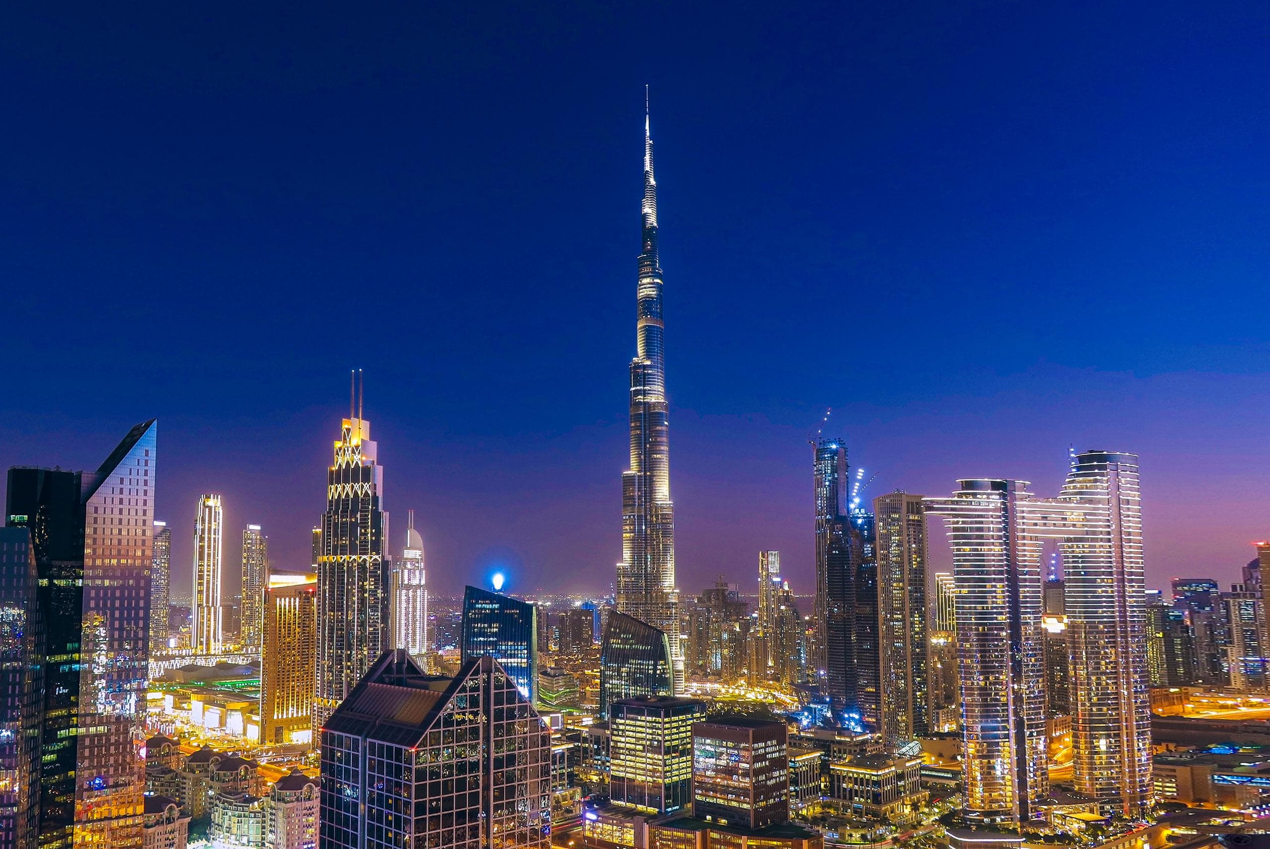 Investing in Luxury: The Ultimate Guide to Buying Property in Downtown Dubai - 5 August 2025 - 2