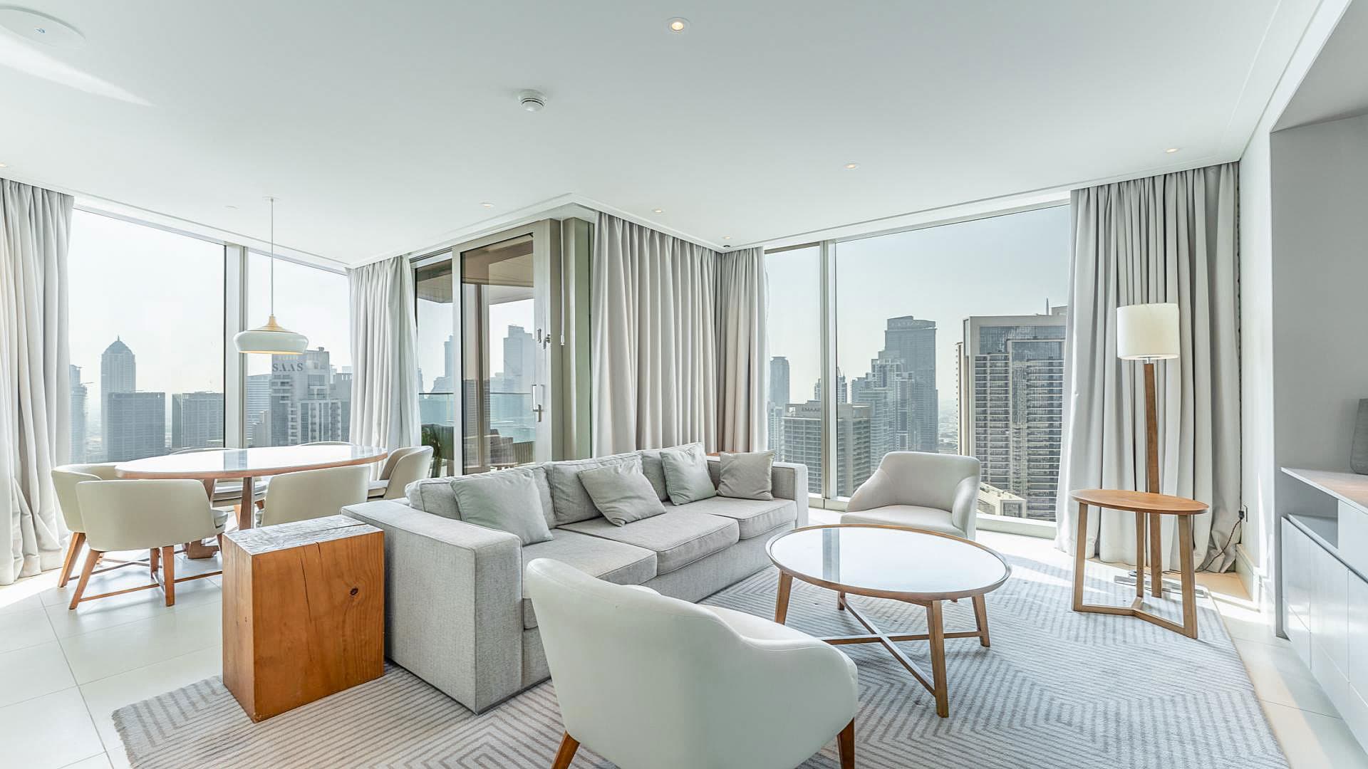 Why Downtown Dubai and Dubai Marina Continue to Dominate Dubai's Real Estate Market? - 28 March 2025 - 8