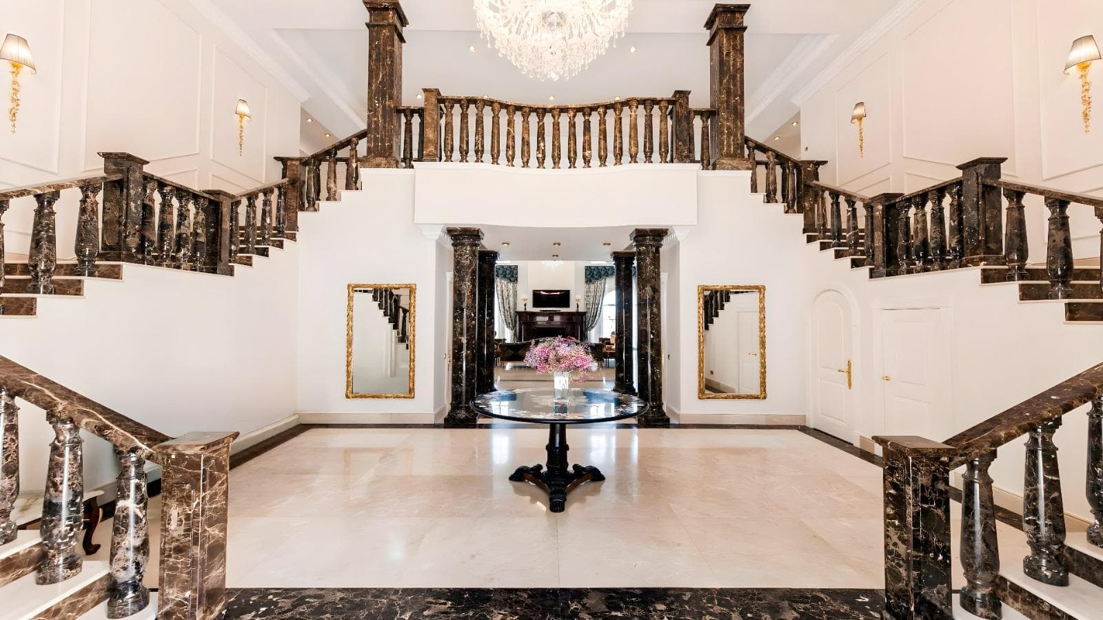 Marbella Elegance in Sierra Blanca