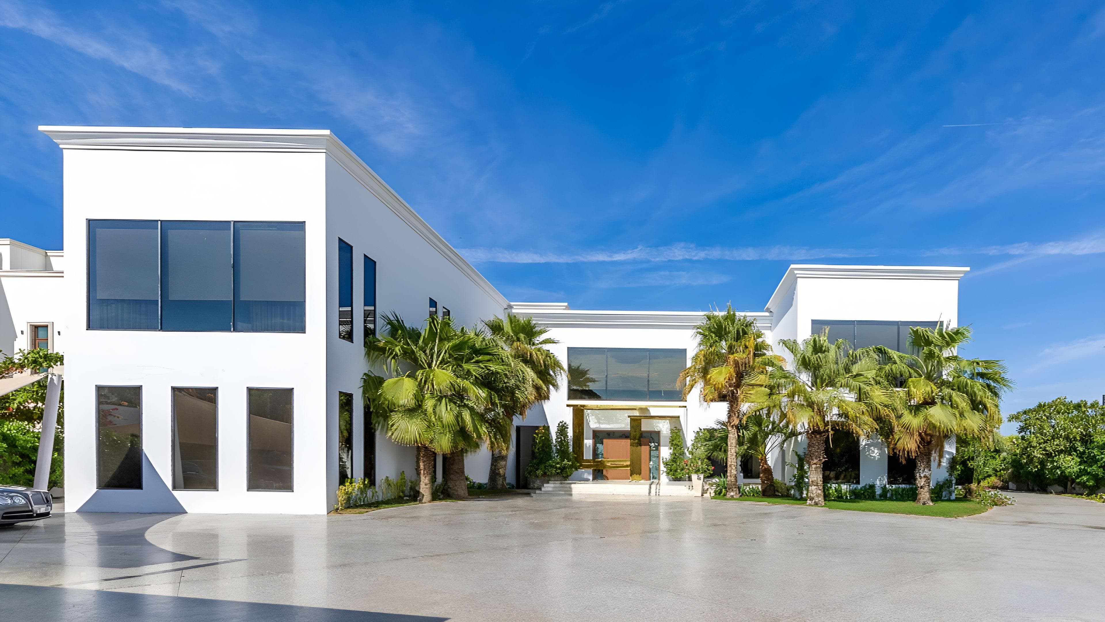 Dubai property investment — super-prime residence in District One with lagoon and Downtown views