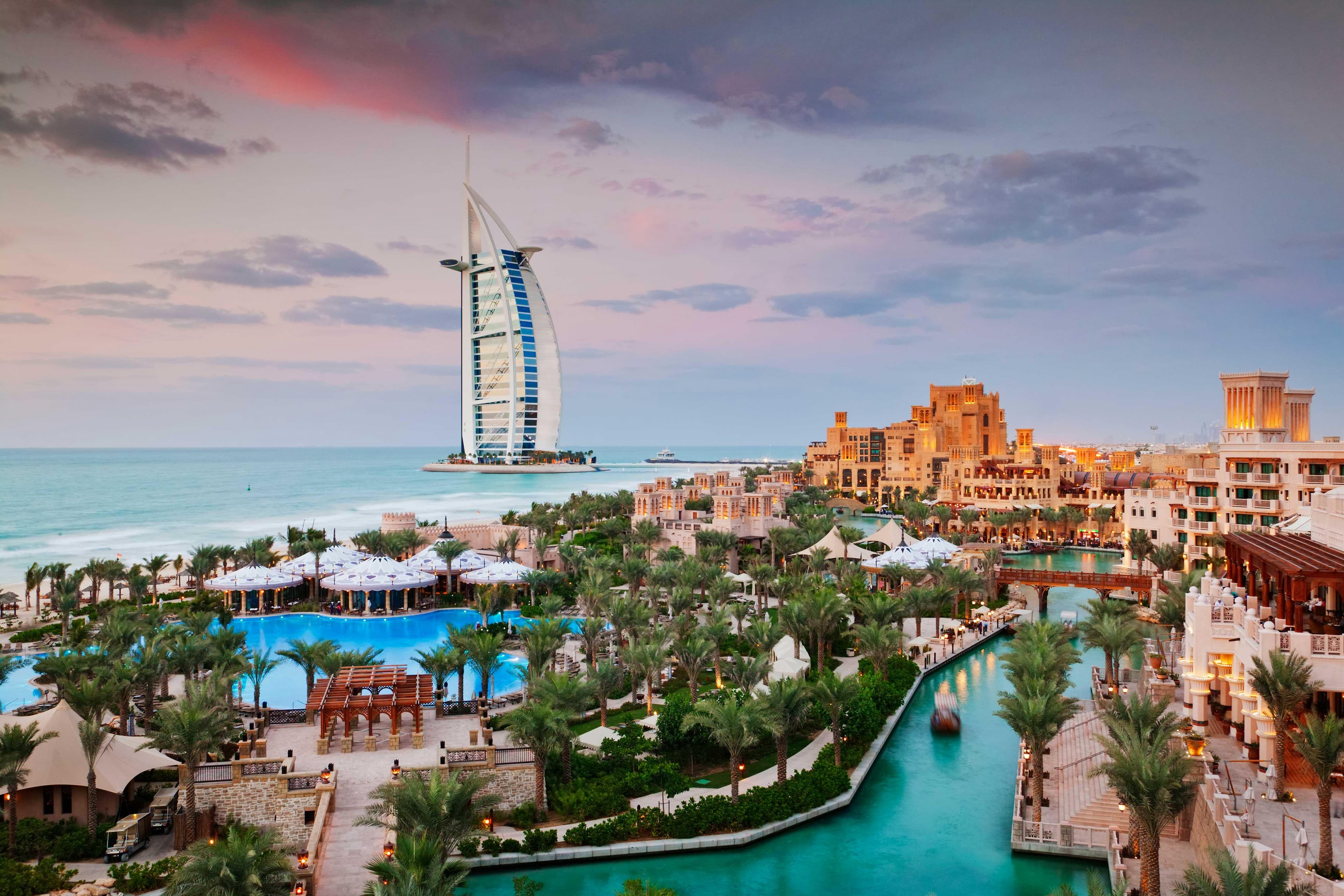 Umm Al Sheif: A Royal, Spacious, Family-Friendly Neighborhood in Dubai