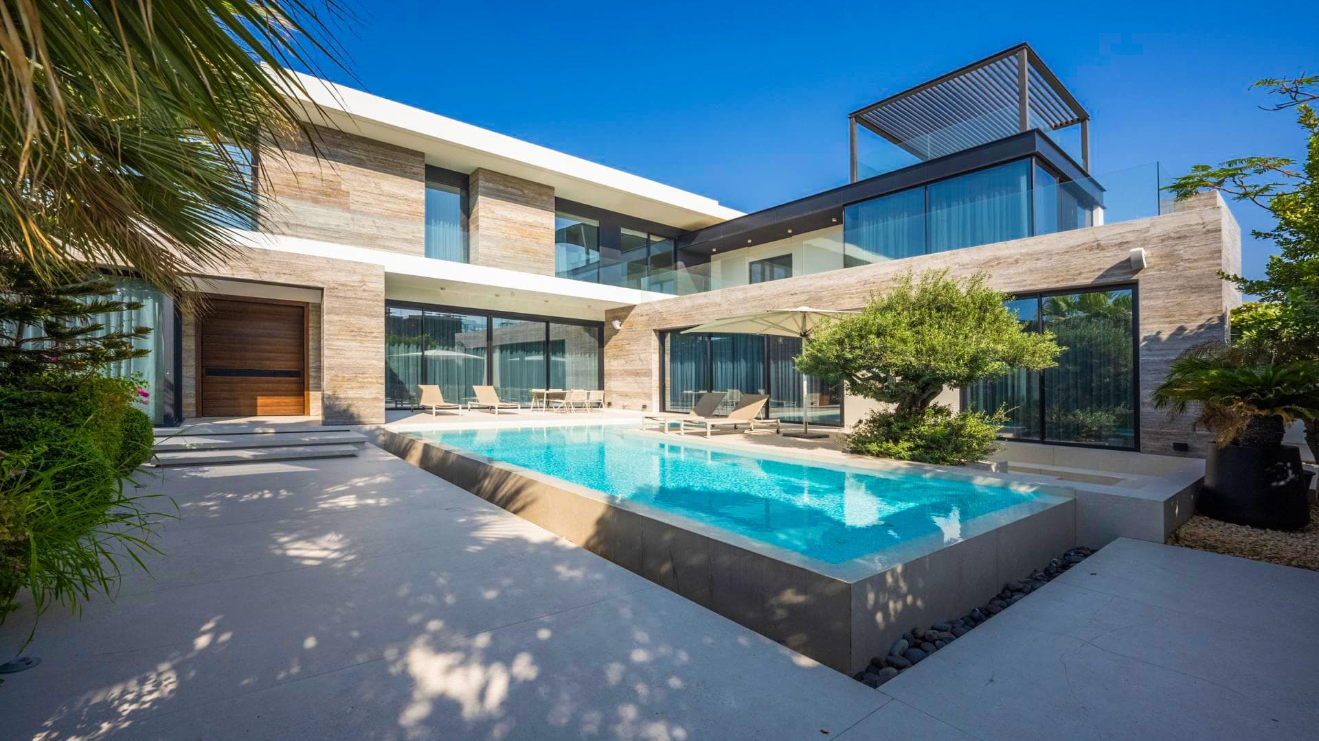 Pearl Jumeirah Market Report 2024 by LuxuryProperty.com