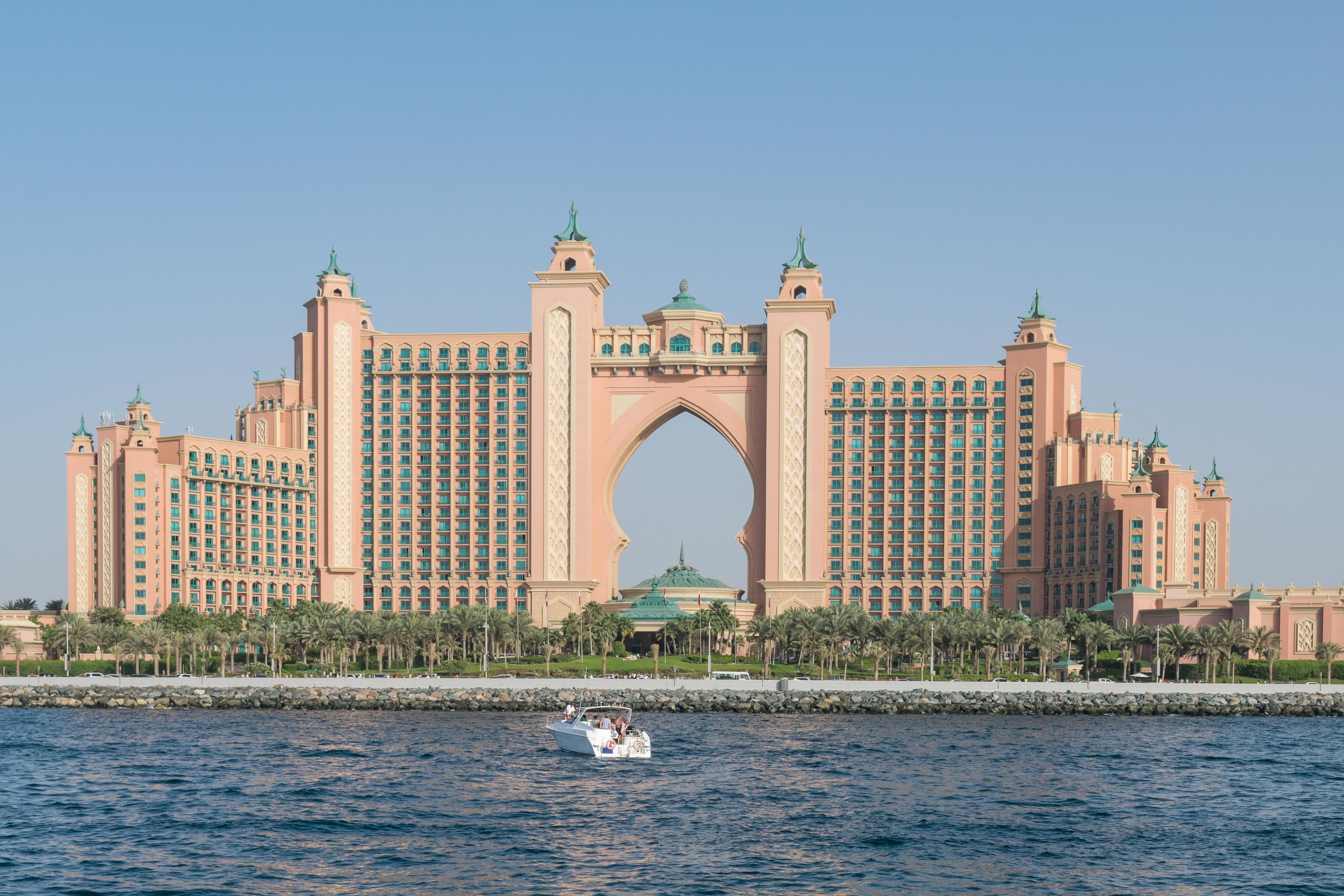 The Best Summer Staycation Deals In UAE