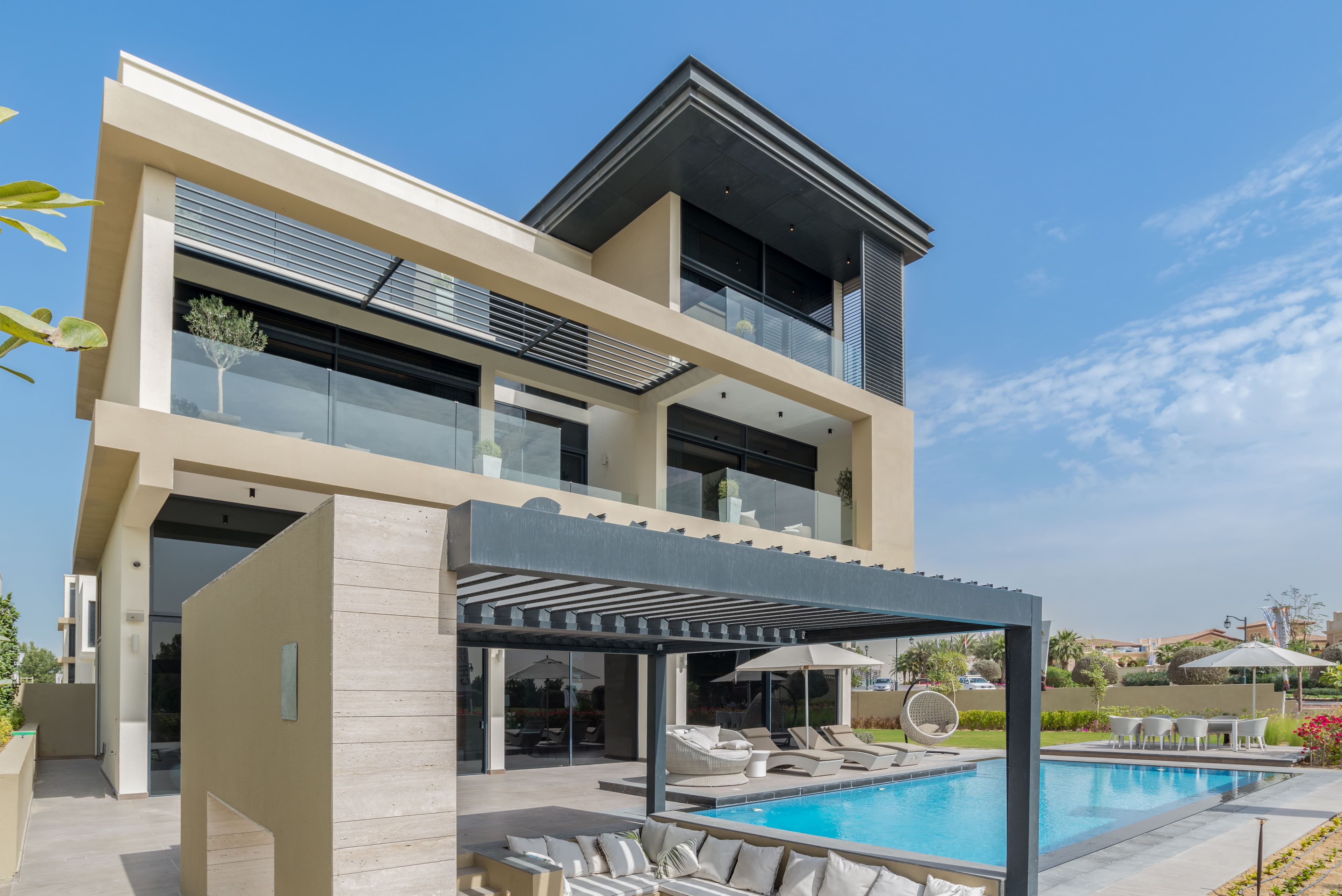 Property Tour: Stunning Six-Bed Villa at Hillside, JGE
