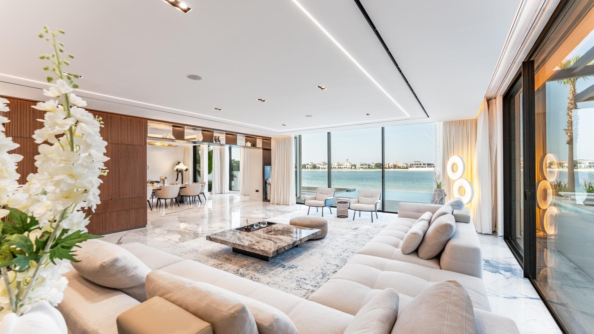 Living Luxury: The Ultimate Guide to Renting a Luxury Home in Dubai