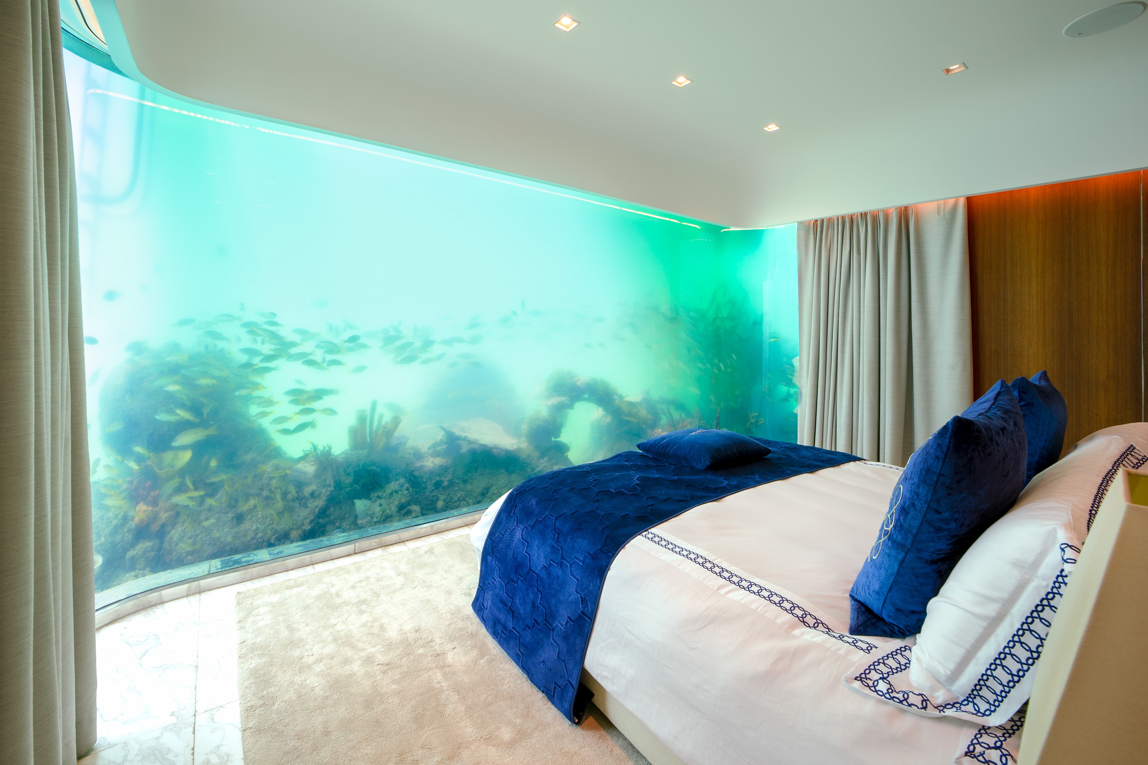 Gorgeous Floating Villas On the World Islands, Dubai