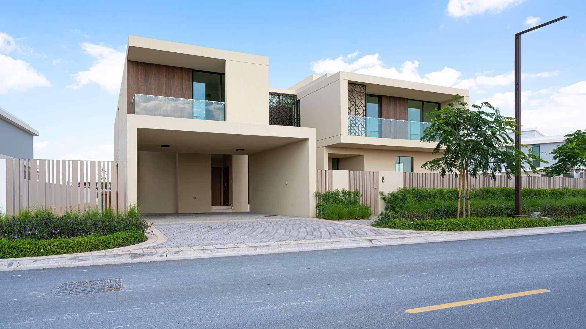 Community Spotlight: Fairway Vistas in Dubai Hills Estate