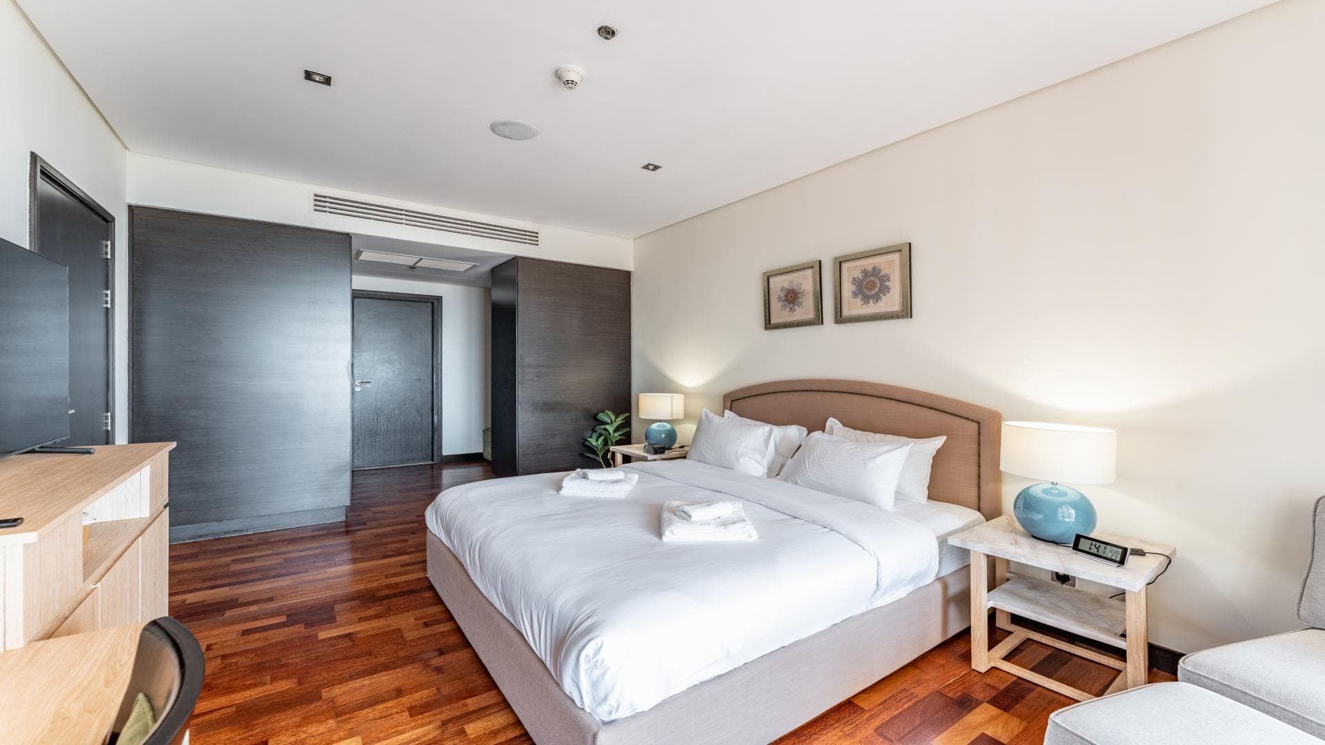 1 Bedroom Apartment For Rent Marina View Tower A Lp36266 266535e705c5da00.jpg