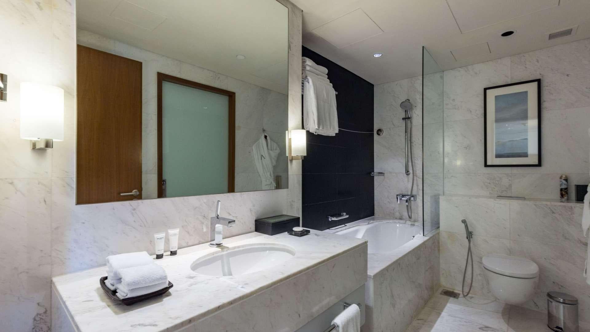 1 Bedroom Apartment For Rent The Address Dubai Mall Lp12545 190c62e91f3c8600.jpg