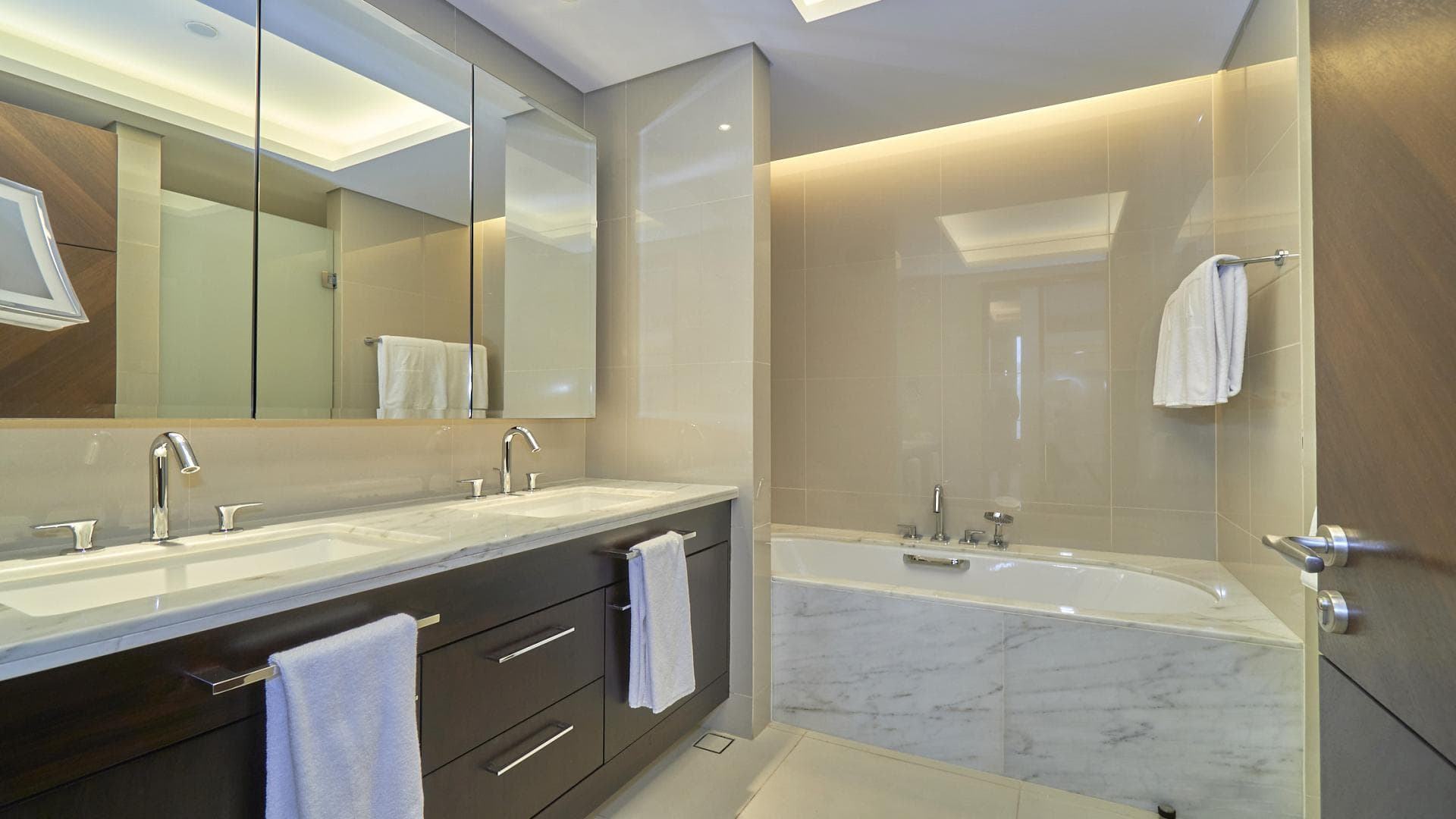 2 Bedroom Apartment For Rent Al Thamam 09 Lp36577 1d9c4794b763c000.jpg