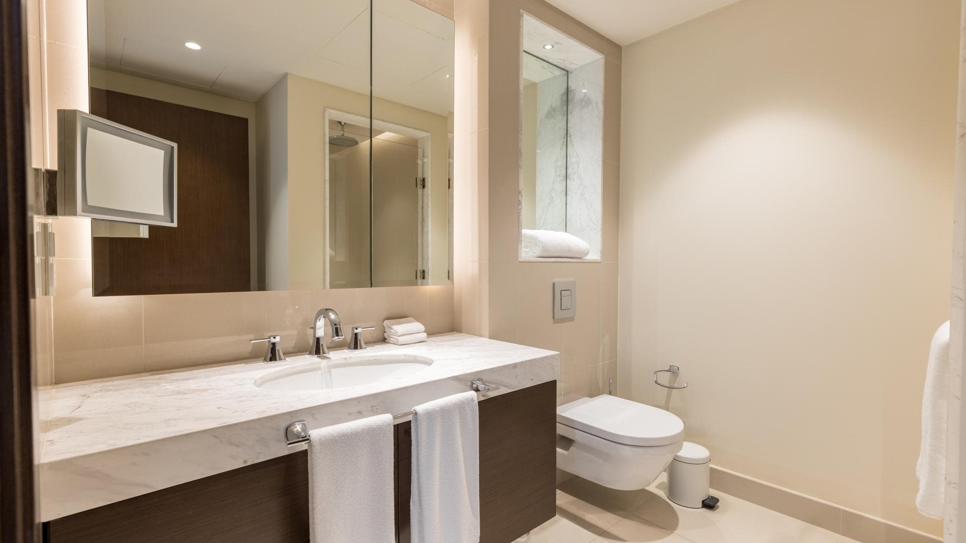 2 Bedroom Apartment For Rent The Address Residence Fountain Views Lp15425 E66cbce0b597380.jpg