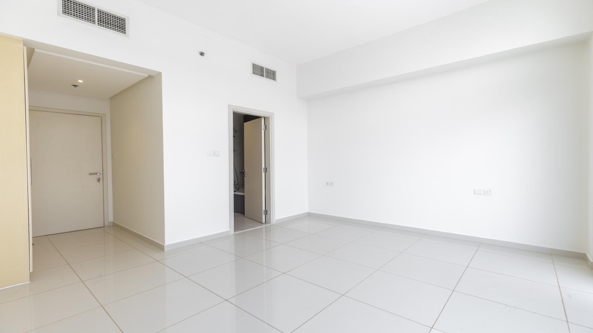 2 Bedroom Apartment For Rent Zahra Breeze Apartments 4a Lp37038 2c3c13c63e1f8400.jpg