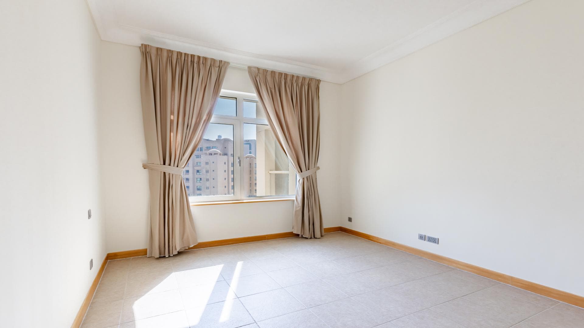2 Bedroom Apartment For Sale Al Sheraa Tower Lp38782 B0539935d520880.jpg