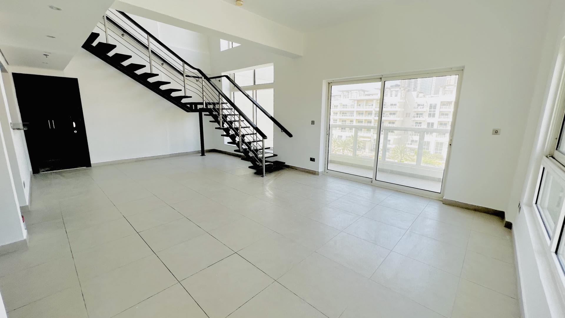 3 Bedroom Apartment For Rent Al Fahad Tower 2 Lp38566 Cff2c5c9ef08580.jpg
