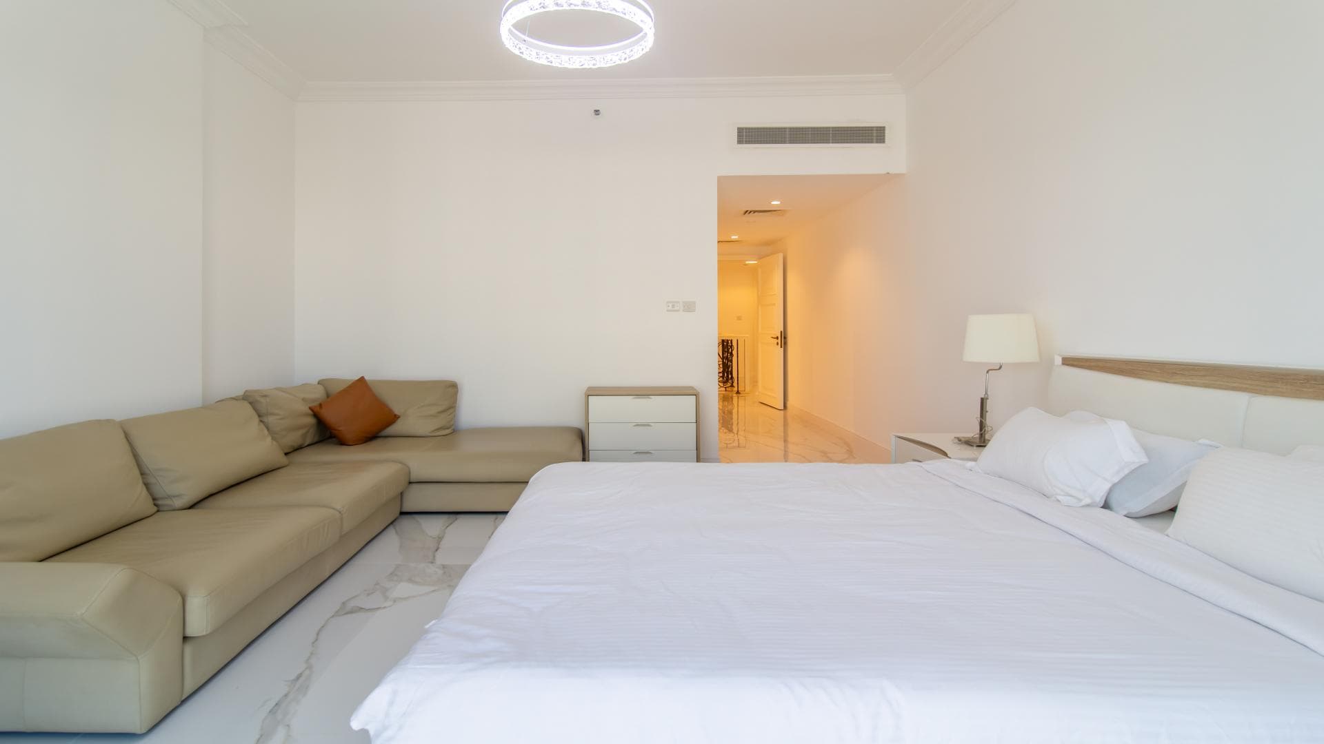 3 Bedroom Apartment For Rent Golden Mile Lp37515 17bb7dae7948a400.jpg