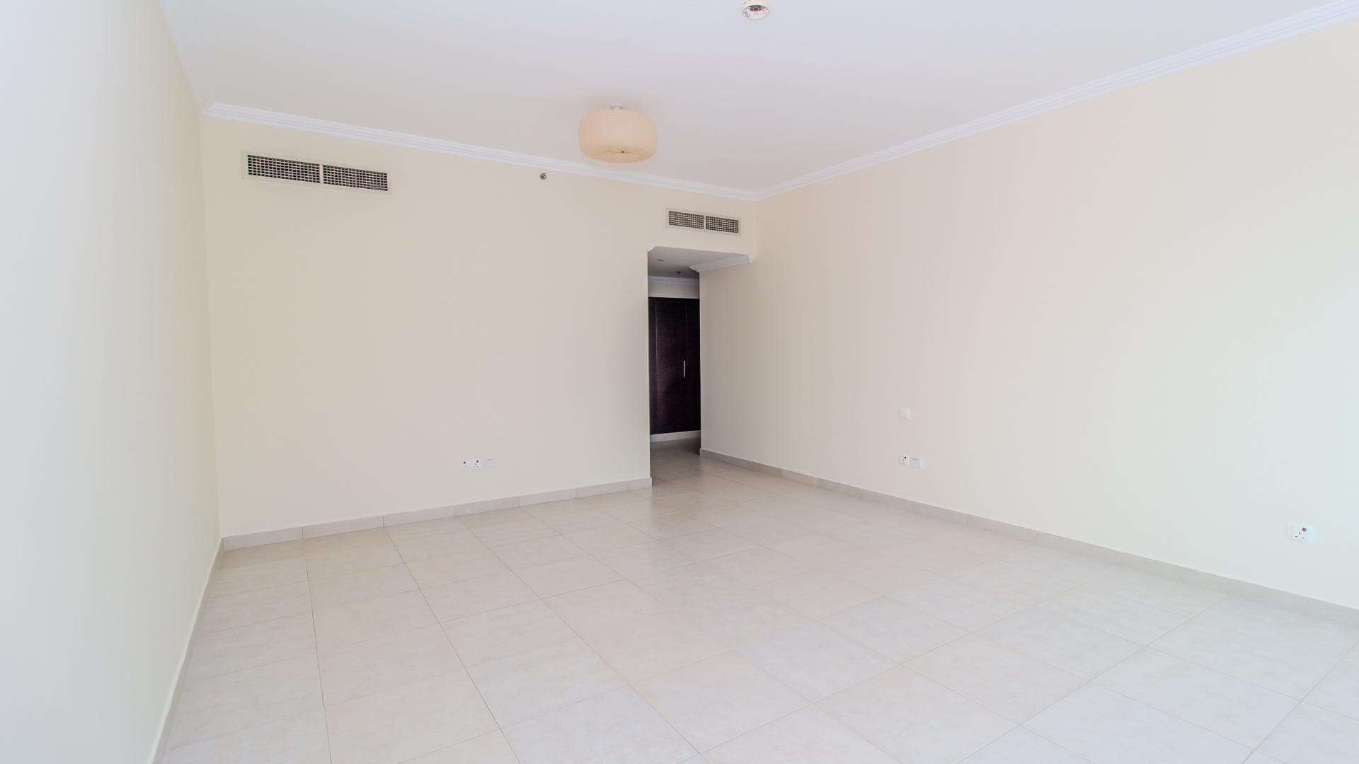 3 Bedroom Apartment For Rent Jumeirah Business Centre 2 Lp38766 1d5bd1e658bb8f00.jpg
