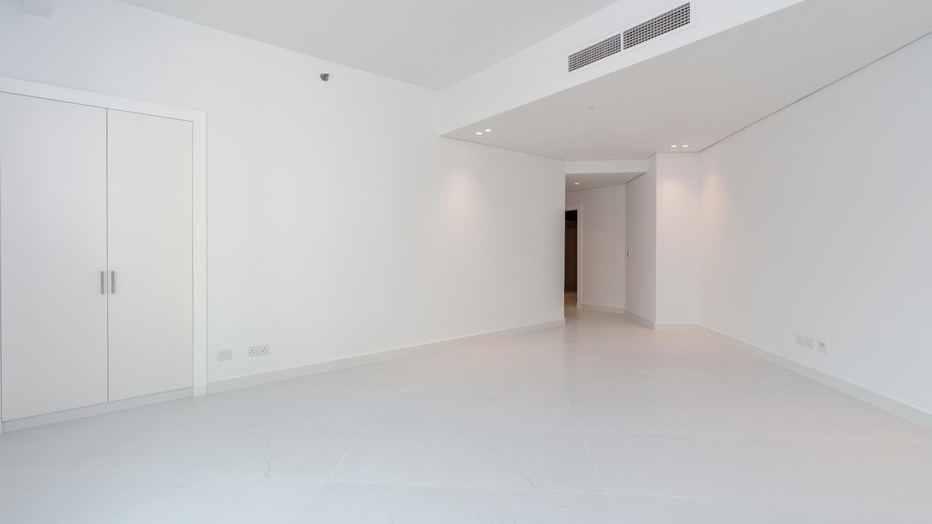 3 Bedroom Apartment For Sale Al Sheraa Tower Lp36112 19b6f0fc1bd10e00.jpg
