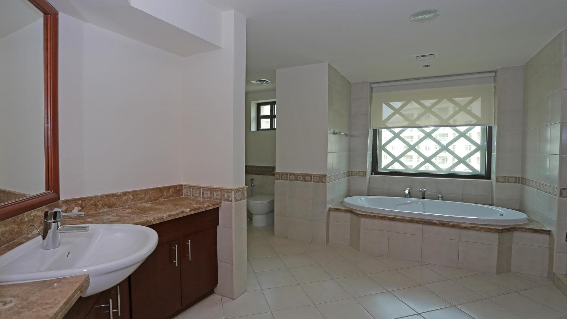 3 Bedroom Apartment For Sale Boulevard Plaza 1 Lp37433 2e1b538c16d78000.jpg