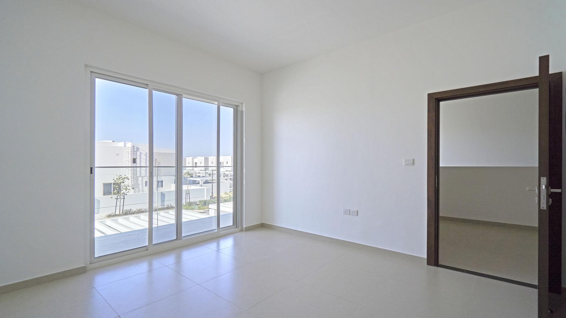 3 Bedroom Townhouse For Sale Al Kazim Tower 1 Lp36877 2d8666e921458800.jpg