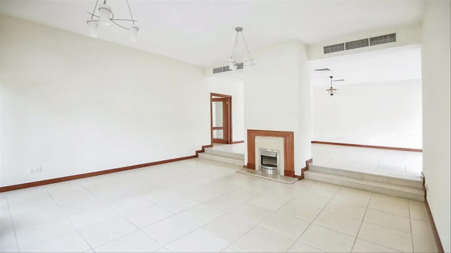 3 Bedroom Villa For Rent Al Seef Tower 3 Lp37184 1cca4c74a70f0200.jpg