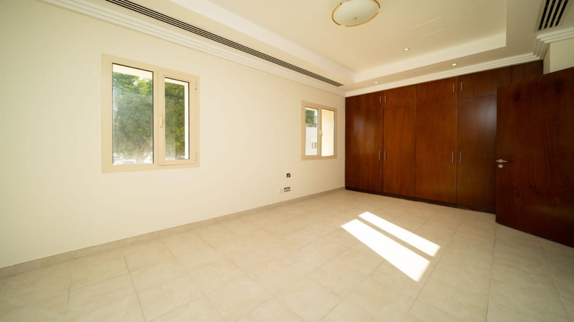 3 Bedroom Villa For Rent Fatimah Saleh Building Lp38967 31d0c3cafafdf800.jpg