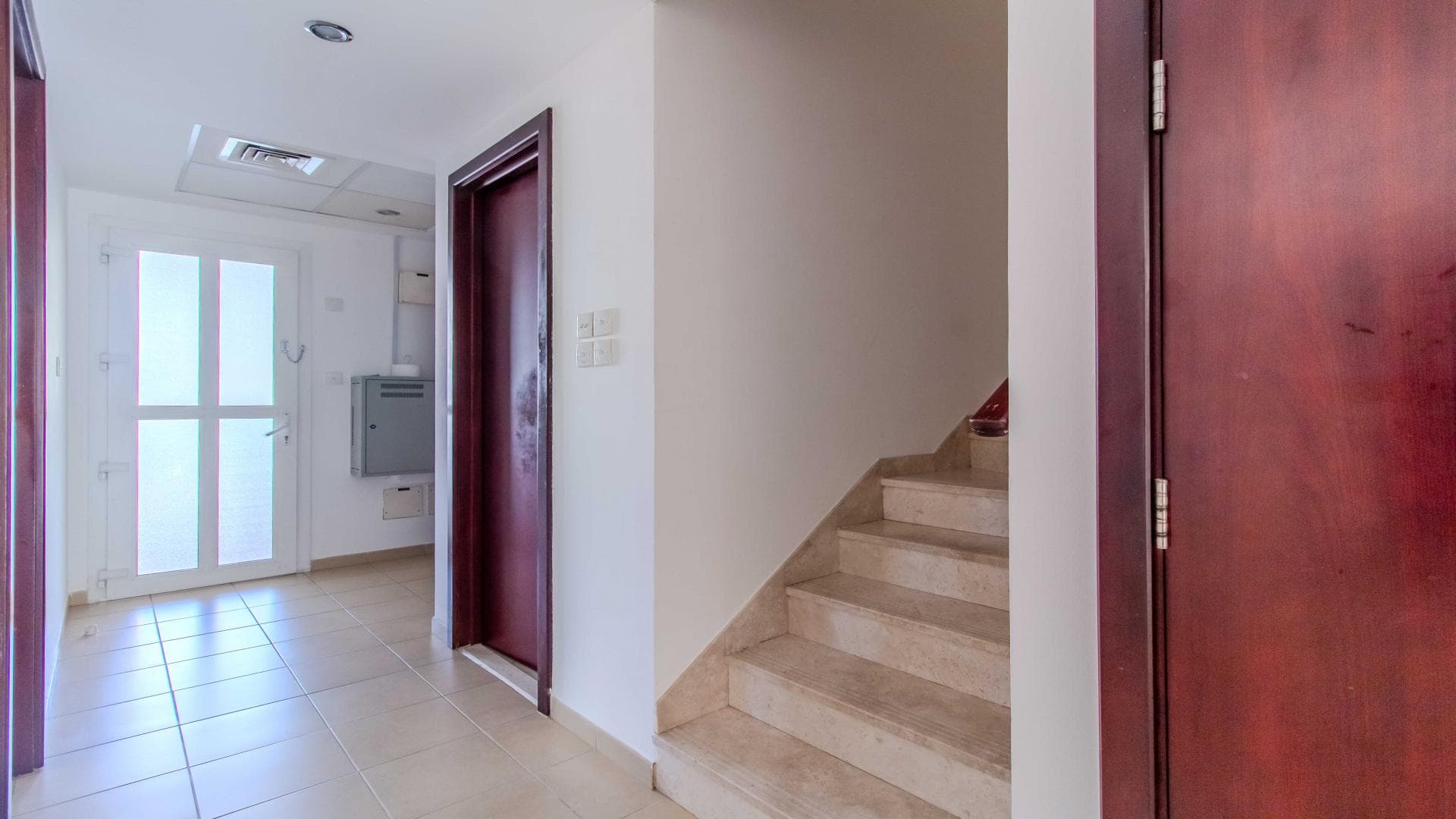 3 Bedroom Villa For Rent Jumeirah Business Centre 5 Lp38947 264ad9a818c27800.jpg