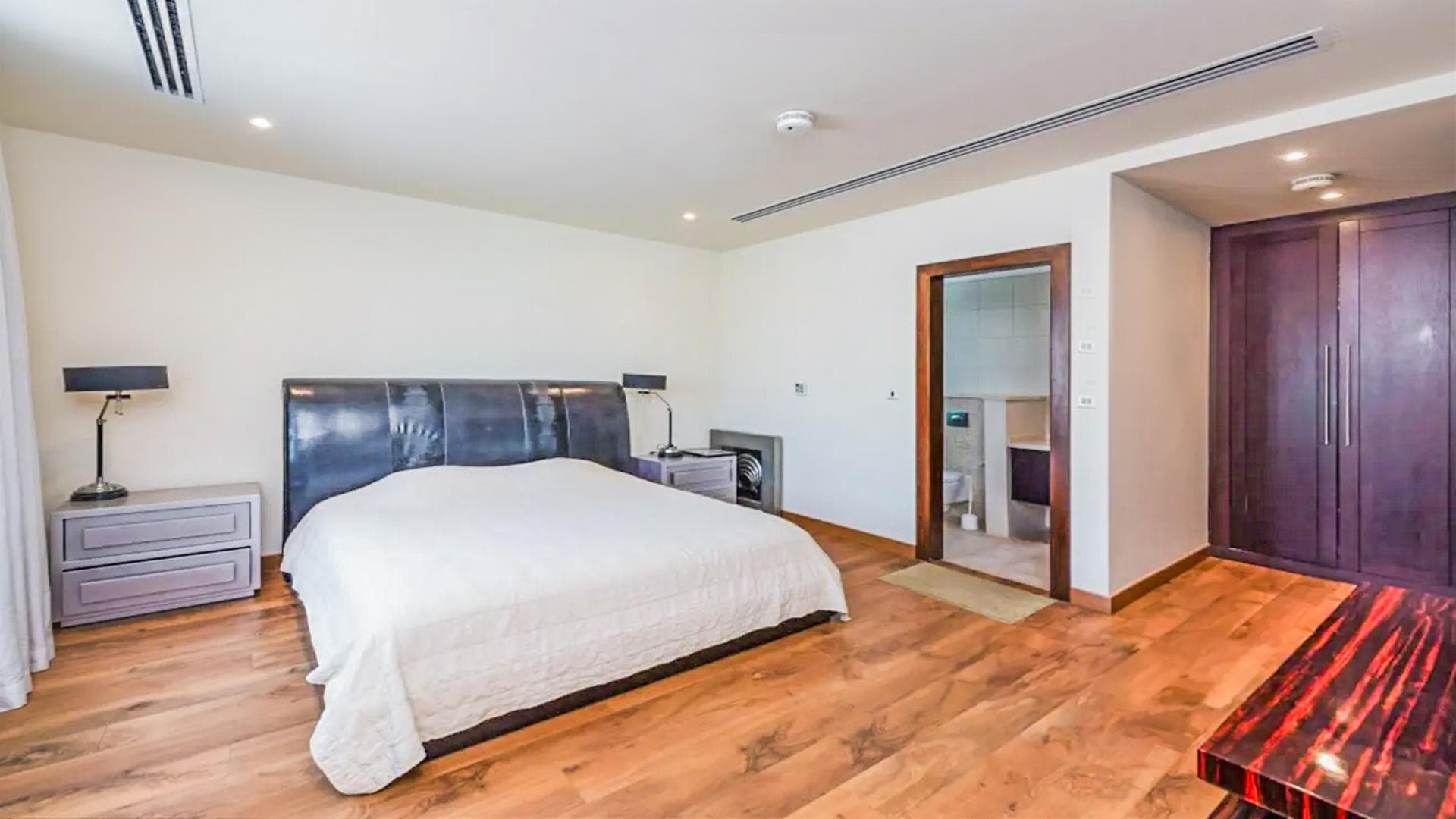 4 Bedroom Villa For Rent Golden Mile 9 Lp35624 2662ef77789a2e00.jpg