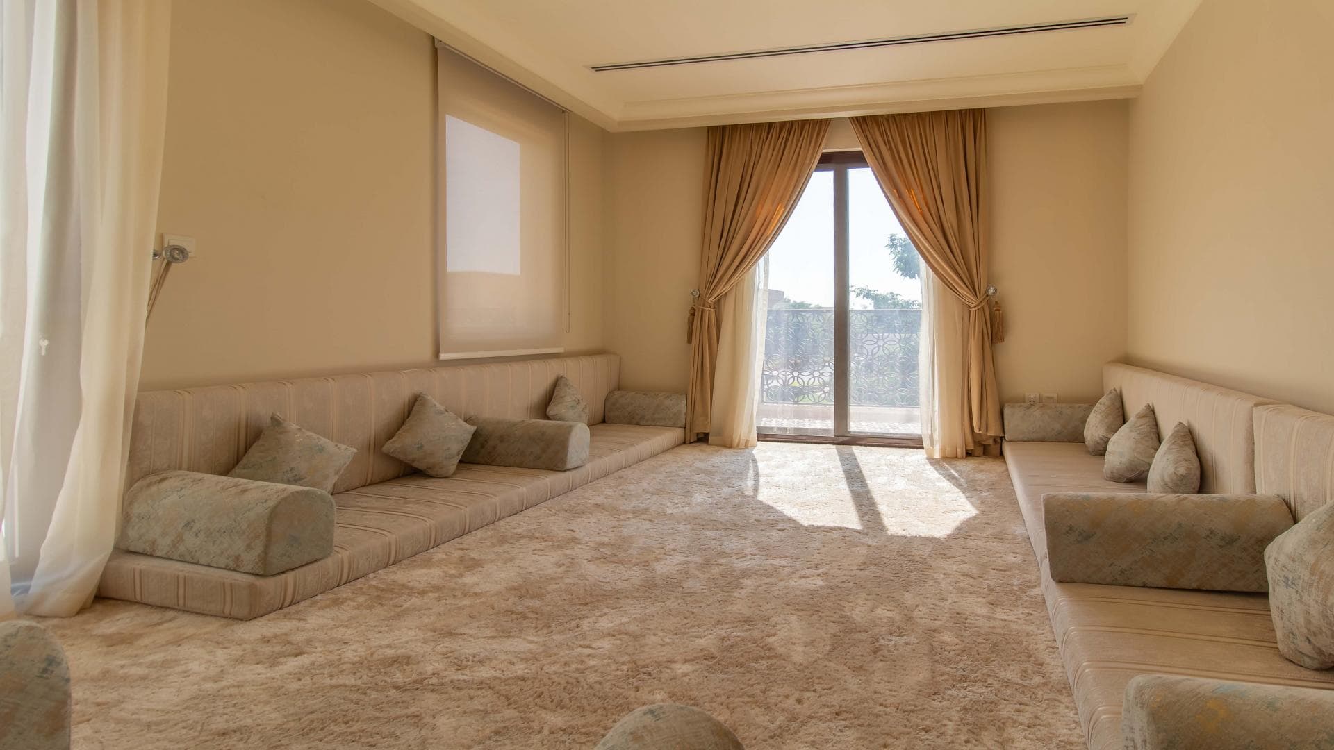 5 Bedroom Villa For Rent Al Bateen Residence Lp27831 1c84942fffba2c00.jpg