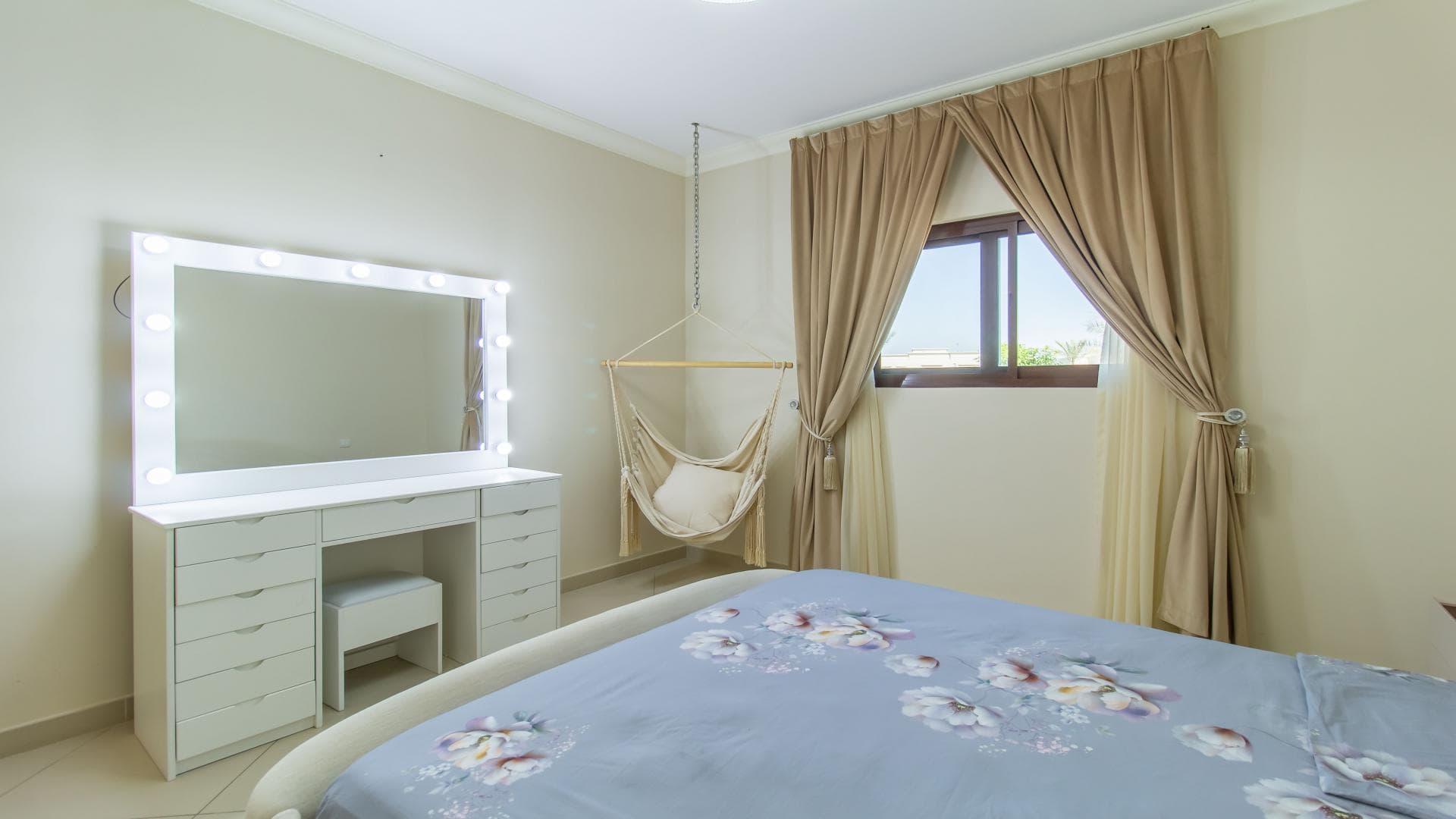 5 Bedroom Villa For Rent Al Bateen Residence Lp27831 26c5d88519412c00.jpg