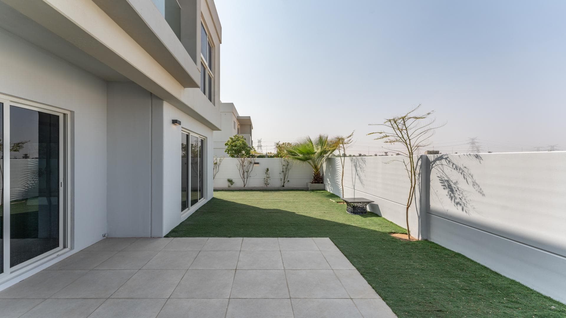 5 Bedroom Villa For Rent Al Kazim Tower 1 Lp17029 24b65d771b8f9c0.jpg