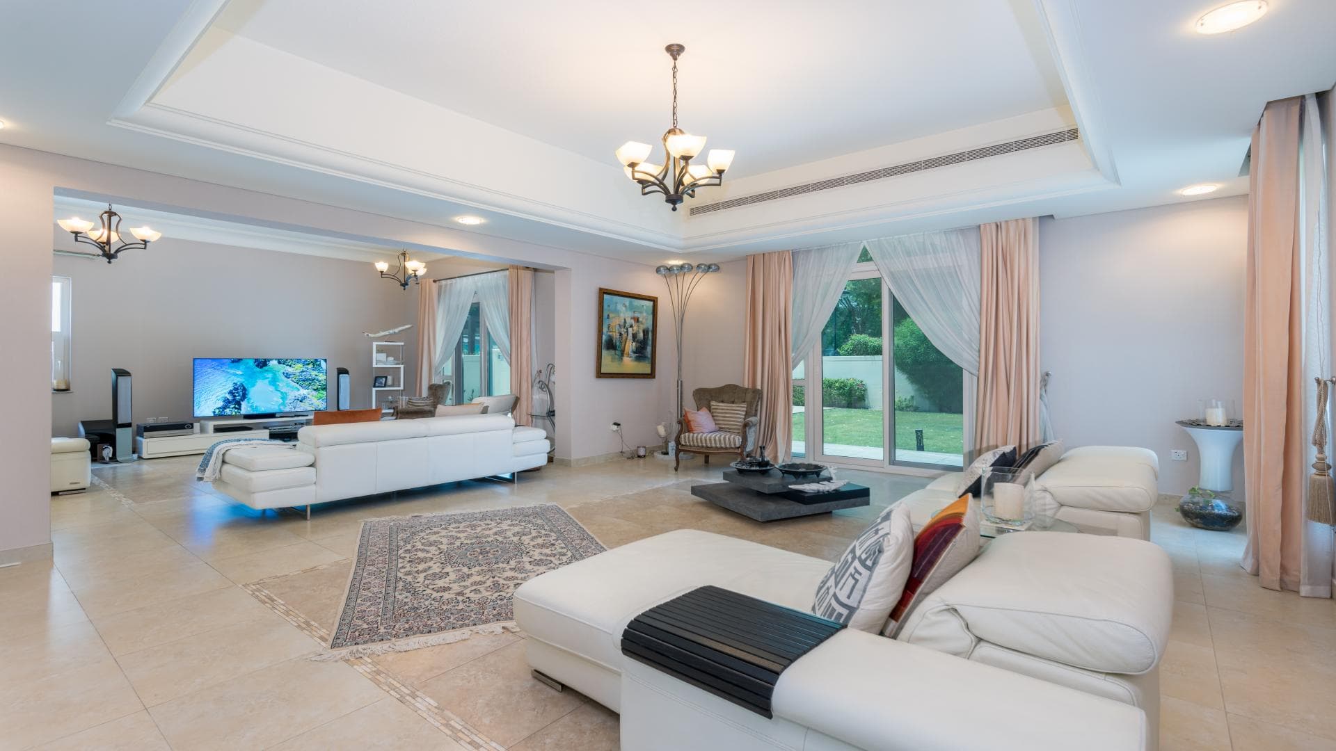 5 Bedroom Villa For Rent Al Thamam 35 Lp19427 3240d5206ccecc00.jpg