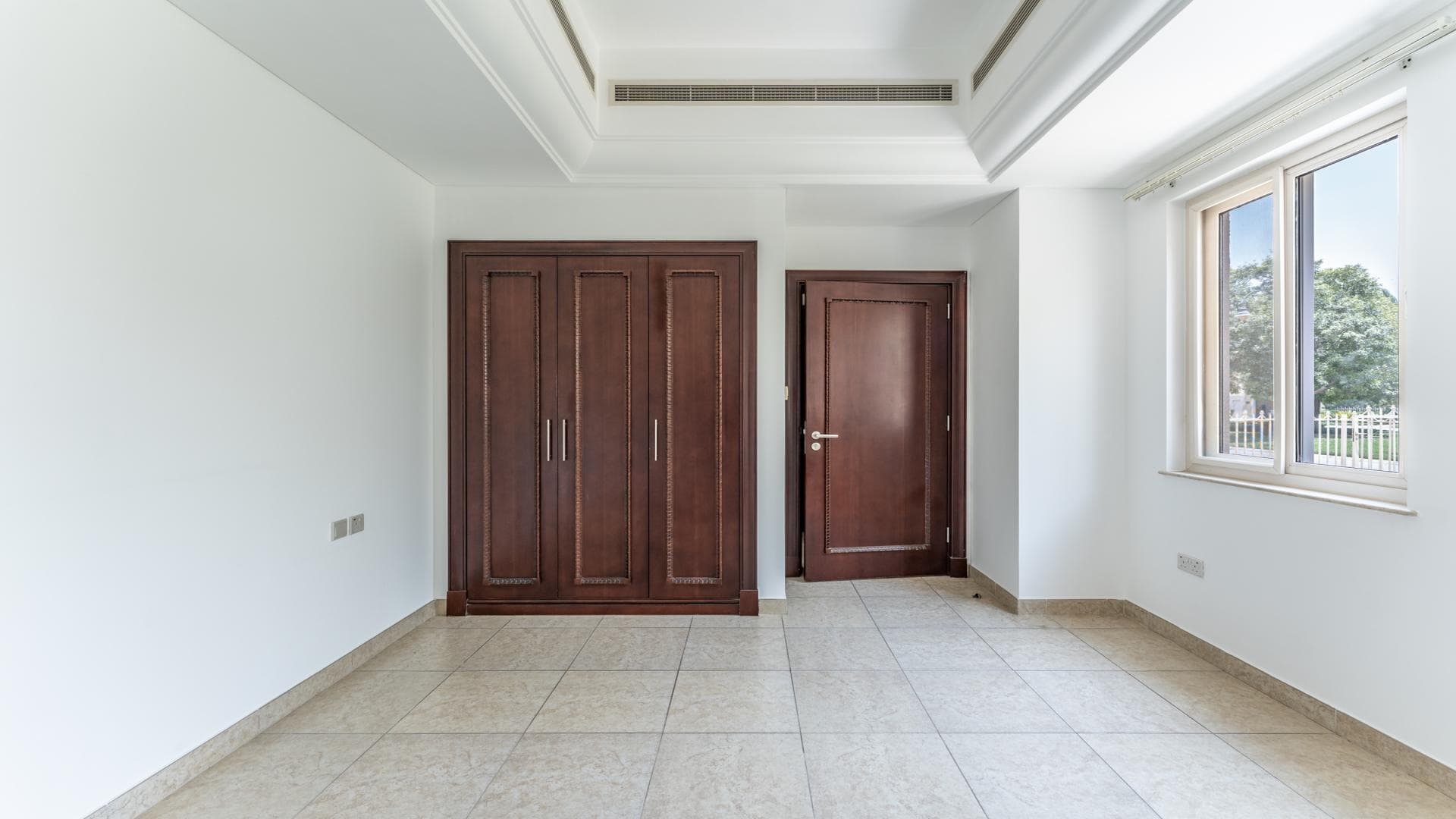 5 Bedroom Villa For Rent Al Thamam 35 Lp36218 F44d95a1d71da80.jpg