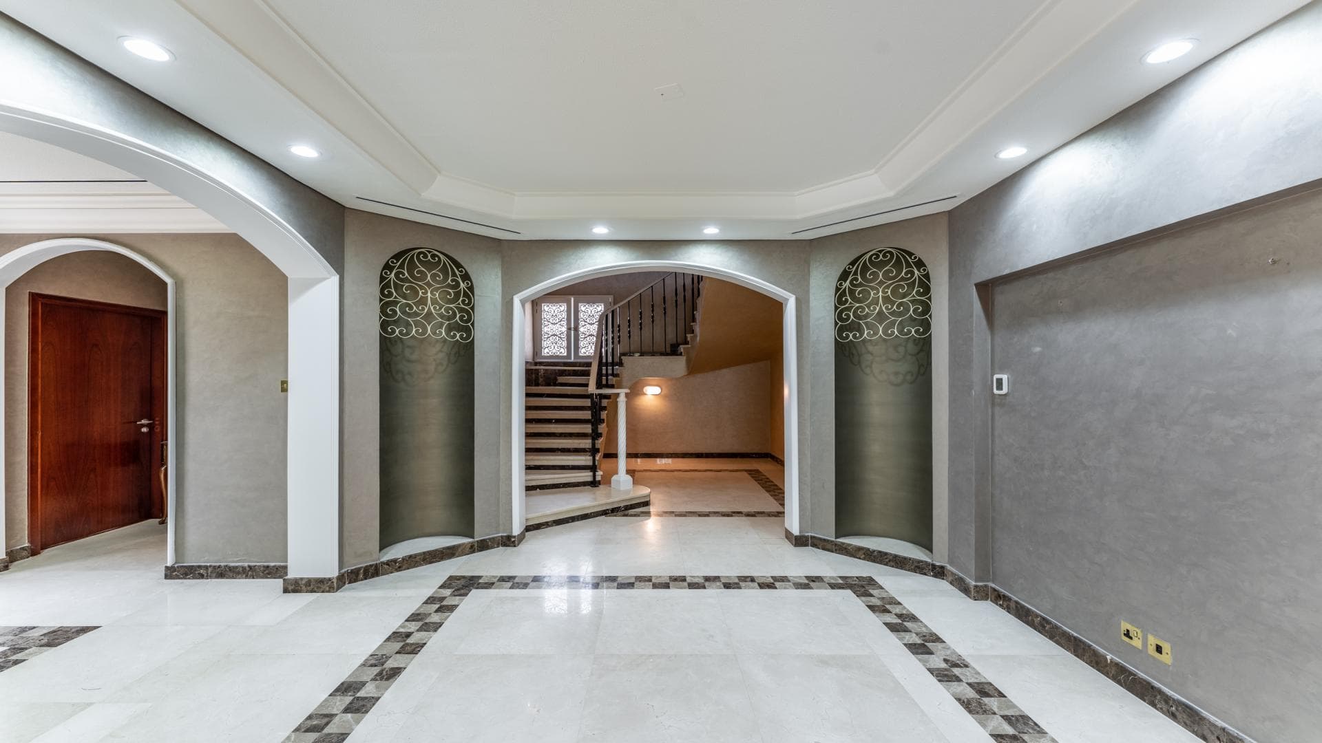 5 Bedroom Villa For Rent Al Thamam 36 Lp36037 1890e34e61f0b400.jpg