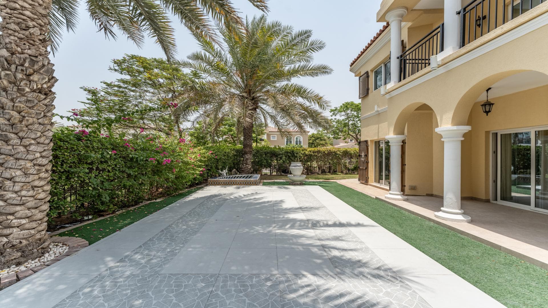 5 Bedroom Villa For Rent Al Thamam 36 Lp36037 9af3776302c6480.jpg