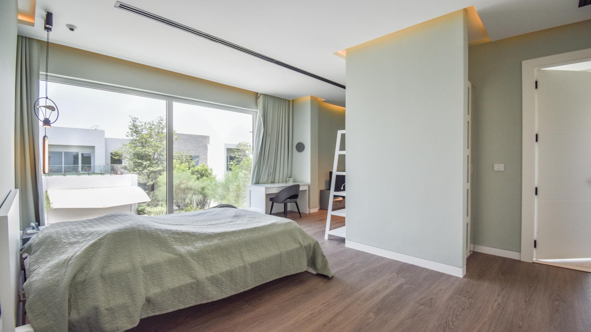 5 Bedroom Villa For Sale Azizi Riviera 24 Lp36152 F8c3e149b6d5100.jpg