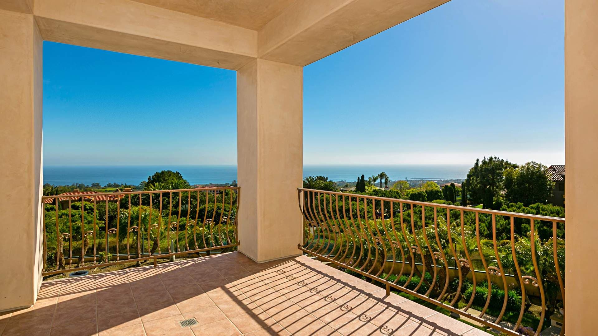 5 Bedroom Villa For Sale Newport Beach Lp01276 2a931c40a0485e00.jpg