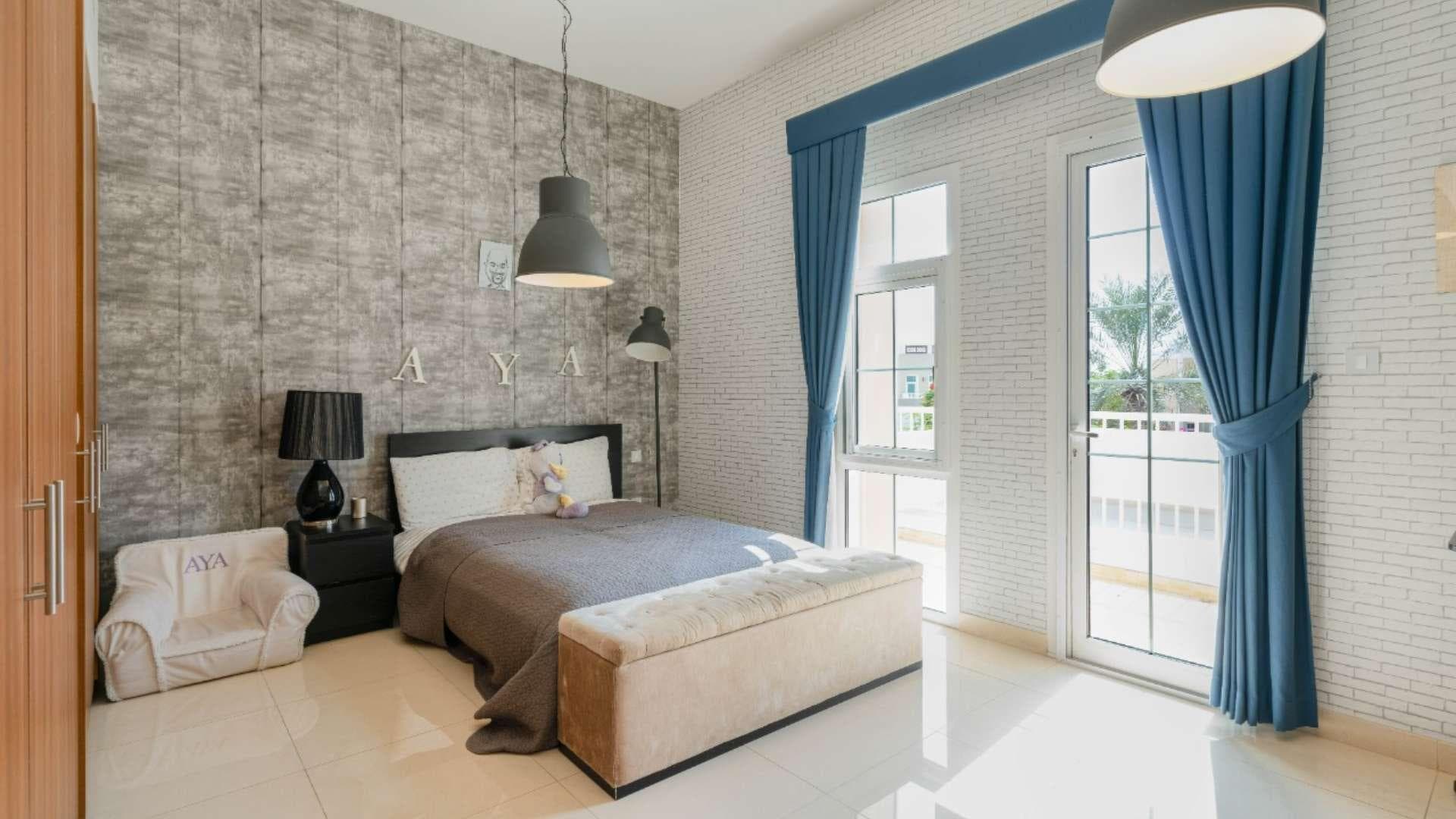 5 Bedroom Villa For Sale Rahat Lp15148 2052b36852a43600.jpg