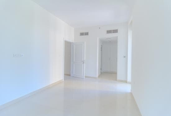 2 Bedroom Apartment For Rent Al Thamam 40 Lp39720 12449af14d658900.jpg