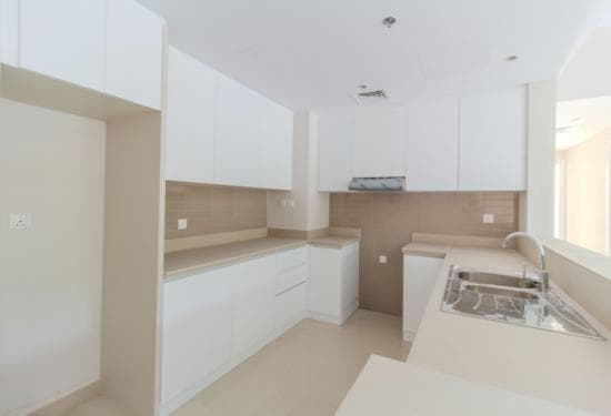 2 Bedroom Apartment For Rent Al Thamam 40 Lp39720 24879742f76cb800.jpg
