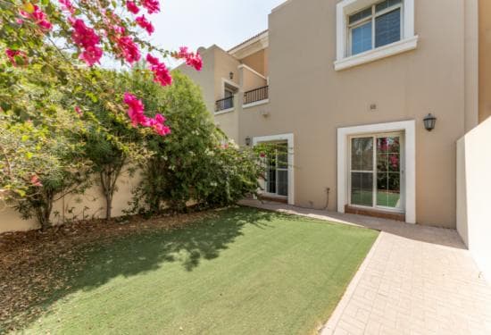 2 Bedroom Villa For Rent Al Reem Lp32728 124ca2a1b9131500.jpg