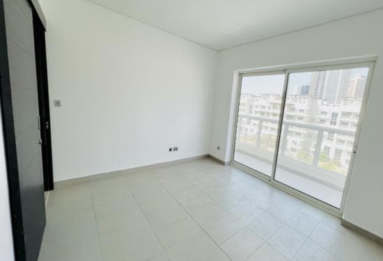 3 Bedroom Apartment For Rent Al Fahad Tower 2 Lp38566 2676d36cfdef9000.jpg
