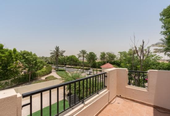 3 Bedroom Villa For Rent Jumeirah Business Centre 5 Lp35489 1ed270a501d87100.jpg